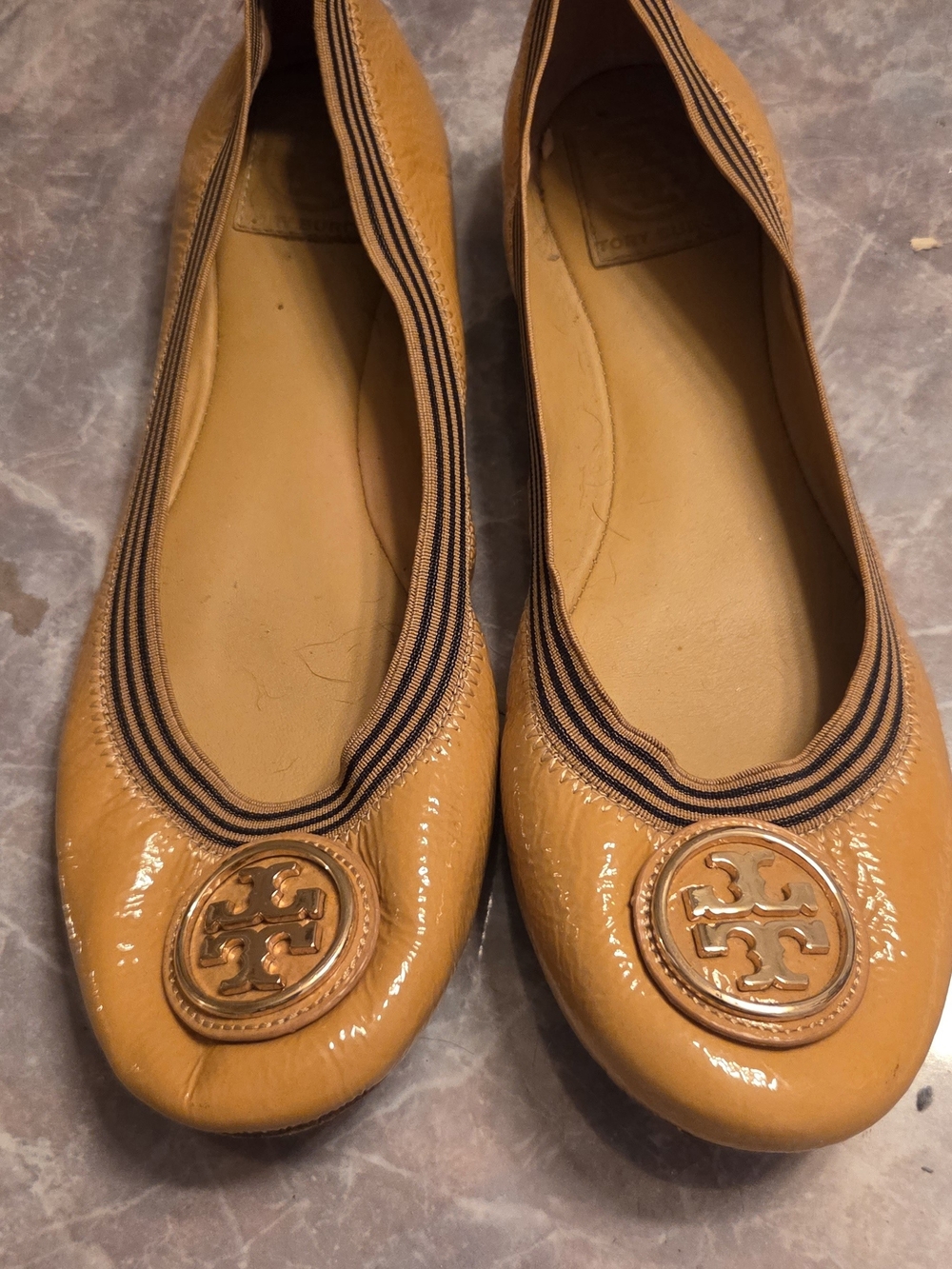 Tory Burch Women's Yellow Patent Leather Logo Ballet Flats